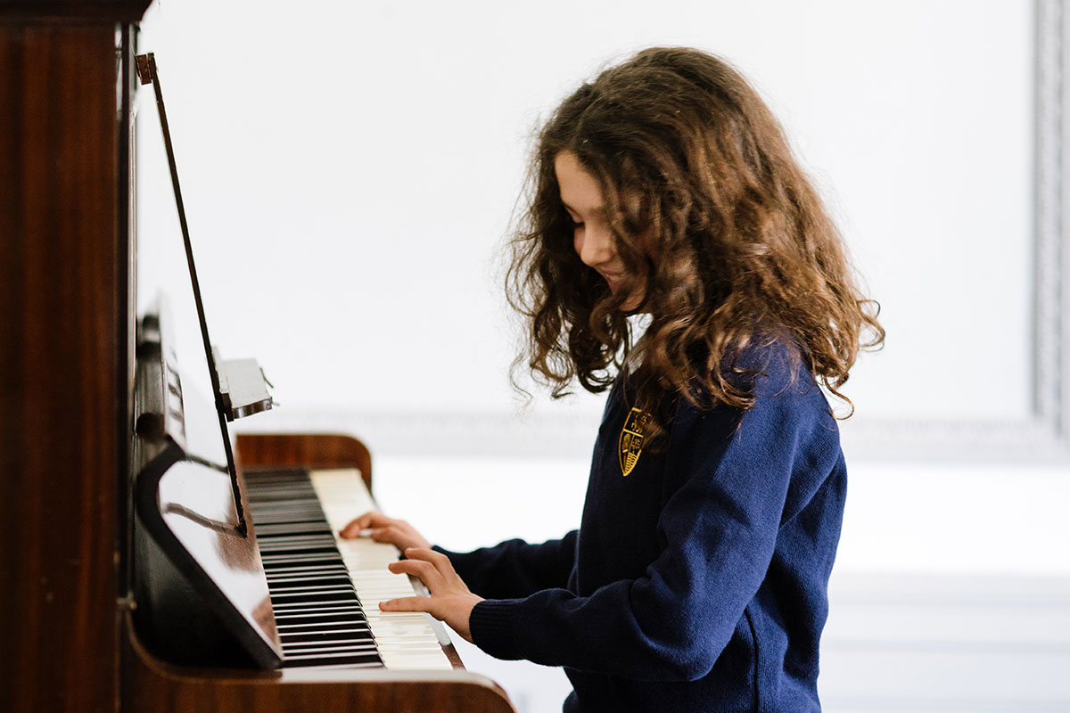 avanti-piano